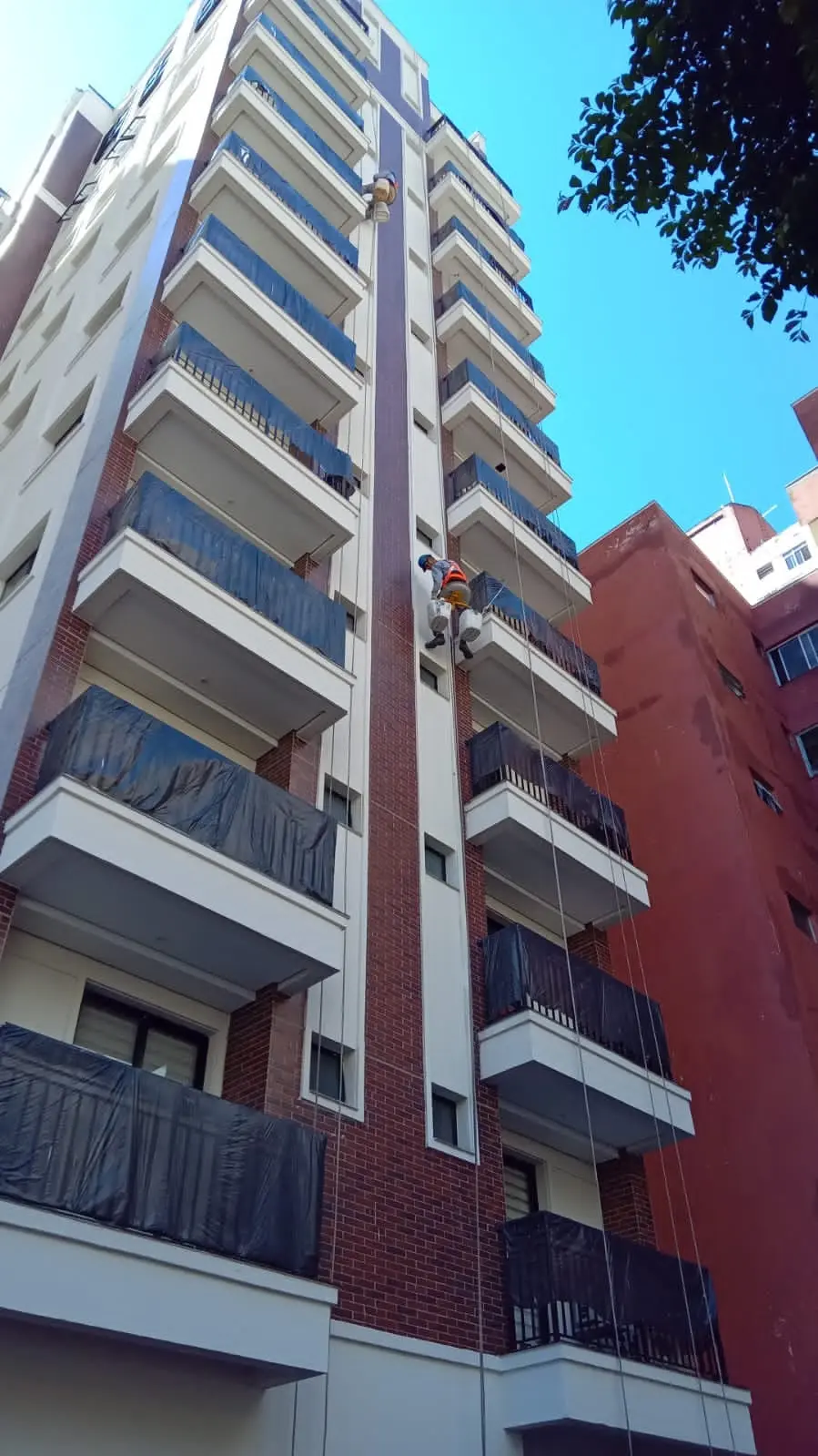 Fachada do projeto Palm Office